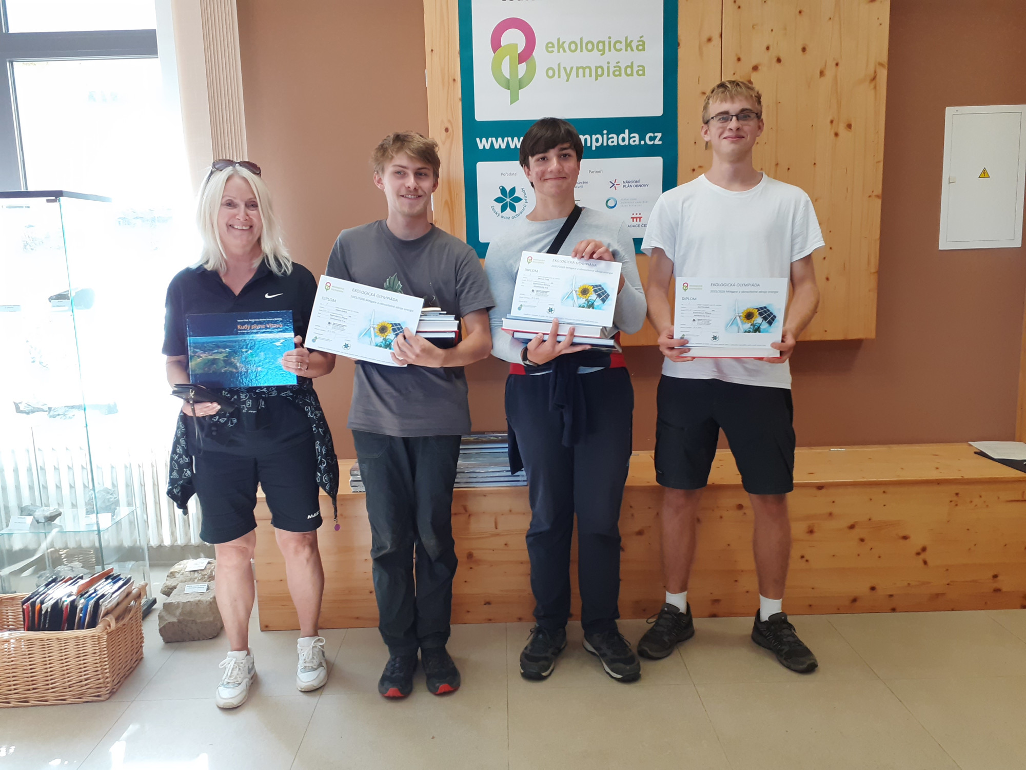 Středočeské kolo Ekologické olympiády 2025-2026 - vítězný tým z Gymnázia Říčany